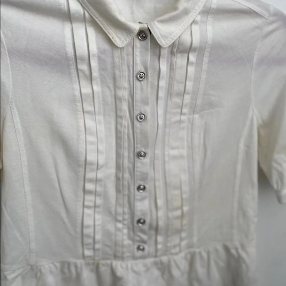 Super cute Burberry top - Picture 3 of 7